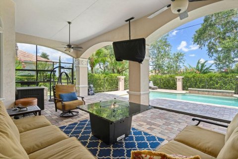 House in Windermere, Florida 5 bedrooms, 567.17 sq.m. № 1831955 - photo 16