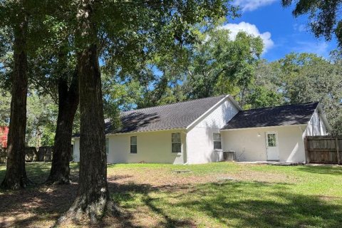 House in Ocala, Florida 3 bedrooms, 156.63 sq.m. № 1882821 - photo 14