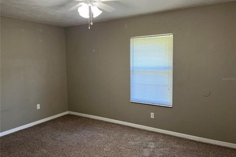 House in Ocala, Florida 3 bedrooms, 156.63 sq.m. № 1882821 - photo 10