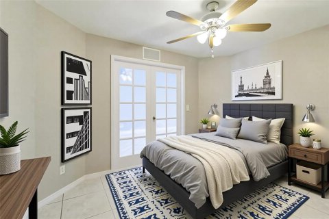 House in Cape Coral, Florida 3 bedrooms, 132.11 sq.m. № 1869829 - photo 19