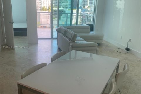 Copropriété à vendre à Miami, Floride: 3 chambres, 99.87 m2 № 1981835 - photo 2