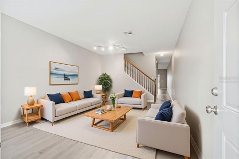 Touwnhouse à vendre à Tampa, Floride: 2 chambres, 146.79 m2 № 2214762 - photo 6
