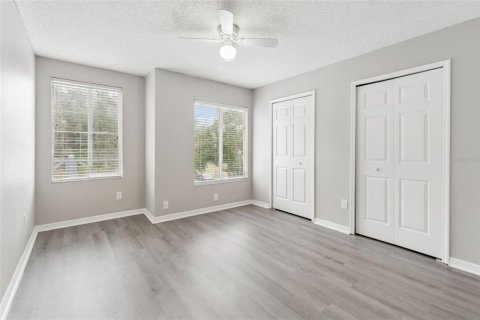 Touwnhouse à vendre à Tampa, Floride: 2 chambres, 146.79 m2 № 2214762 - photo 24