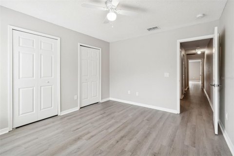 Touwnhouse à vendre à Tampa, Floride: 2 chambres, 146.79 m2 № 2214762 - photo 25