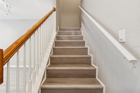 Touwnhouse à vendre à Tampa, Floride: 2 chambres, 146.79 m2 № 2214762 - photo 17