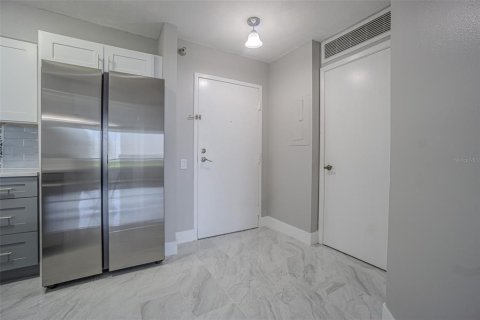 Condominio en venta en Clearwater, Florida, 2 dormitorios, 99.87 m2 № 1850086 - foto 12
