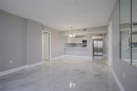 Condominio en venta en Clearwater, Florida, 2 dormitorios, 99.87 m2 № 1850086 - foto 5