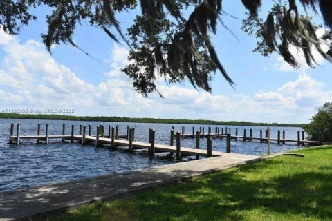 House in Punta Gorda, Florida 2 bedrooms № 2052814 - photo 21