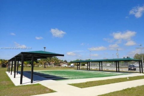 House in Punta Gorda, Florida 2 bedrooms № 2052814 - photo 18