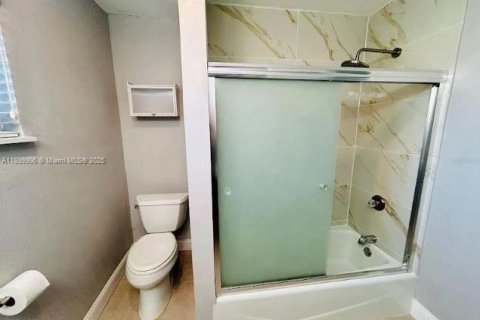 House in Punta Gorda, Florida 2 bedrooms № 2052814 - photo 7