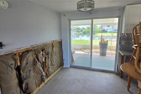 Casa en venta en Hudson, Florida, 2 dormitorios, 75.53 m2 № 2217374 - foto 18