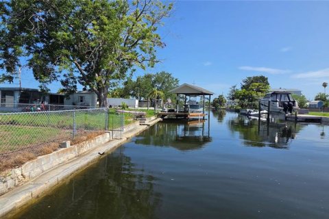 Casa en venta en Hudson, Florida, 2 dormitorios, 75.53 m2 № 2217374 - foto 4