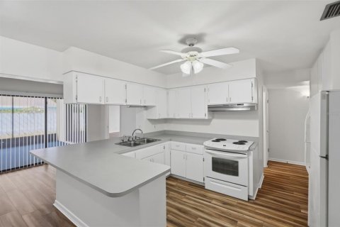 Villa ou maison à vendre à Clearwater, Floride: 3 chambres, 174.56 m2 № 2150724 - photo 6