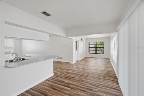 Villa ou maison à vendre à Clearwater, Floride: 3 chambres, 174.56 m2 № 2150724 - photo 11