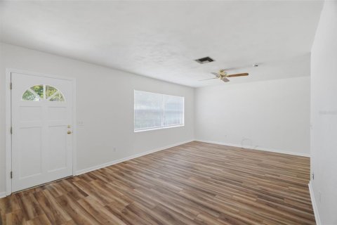 Villa ou maison à vendre à Clearwater, Floride: 3 chambres, 174.56 m2 № 2150724 - photo 3