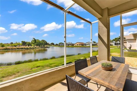 Villa ou maison à vendre à Punta Gorda, Floride: 2 chambres, 115.11 m2 № 2205963 - photo 10