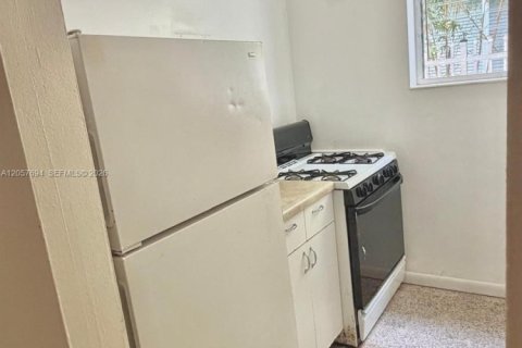 Appartement à louer à Miami Beach, Floride: 41.81 m2 № 2248882 - photo 6