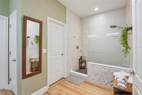 Townhouse in Tarpon Springs, Florida 3 bedrooms, 211.35 sq.m. № 2234495 - photo 19