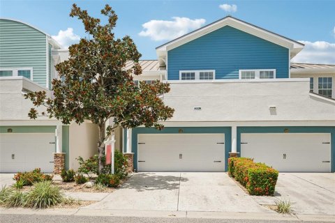 Townhouse in Tarpon Springs, Florida 3 bedrooms, 211.35 sq.m. № 2234495
