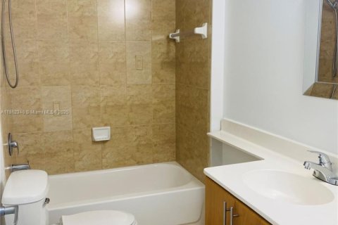 Copropriété à vendre à Miami, Floride: 2 chambres, 81.29 m2 № 1891030 - photo 8