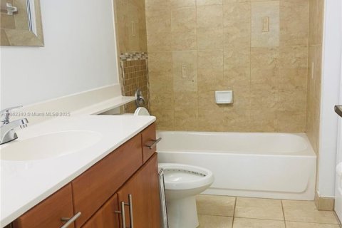 Copropriété à vendre à Miami, Floride: 2 chambres, 81.29 m2 № 1891030 - photo 11