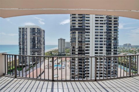 Condo in Riviera Beach, Florida, 2 bedrooms  № 1831980 - photo 17