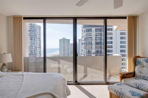 Condo in Riviera Beach, Florida, 2 bedrooms  № 1831980 - photo 27