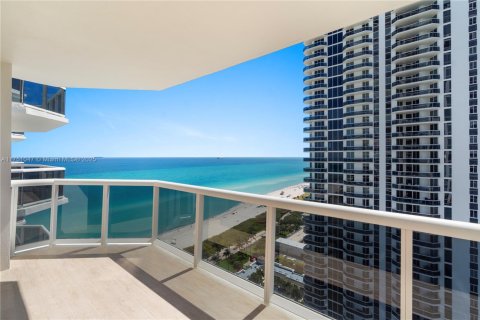 Condominio en venta en Miami Beach, Florida, 2 dormitorios, 144 m2 № 1960303 - foto 7