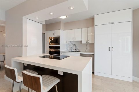 Condominio en venta en Miami Beach, Florida, 2 dormitorios, 144 m2 № 1960303 - foto 16