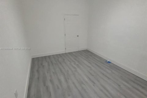 Adosado en venta en Miami, Florida, 3 dormitorios, 164.44 m2 № 2058523 - foto 5