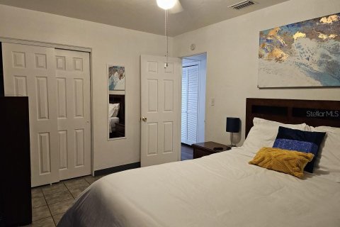 House in Winter Haven, Florida 3 bedrooms, 85.47 sq.m. № 1193279 - photo 12