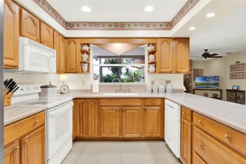 Casa en venta en Altamonte Springs, Florida, 3 dormitorios, 168.43 m2 № 1907079 - foto 5