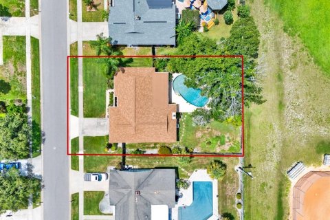 House in Altamonte Springs, Florida 3 bedrooms, 168.43 sq.m. № 1907079 - photo 21