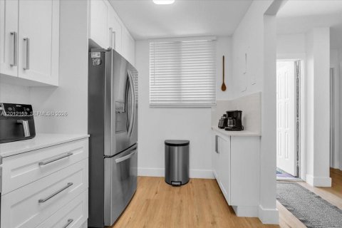 Condominio en alquiler en Deerfield Beach, Florida, 2 dormitorios, 102.1 m2 № 2074539 - foto 4