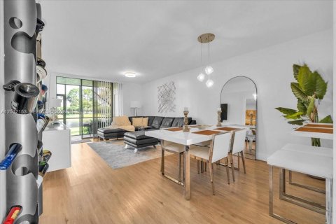 Condominio en alquiler en Deerfield Beach, Florida, 2 dormitorios, 102.1 m2 № 2074539 - foto 7