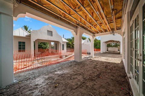 House in Delray Beach, Florida 5 bedrooms, 371.79 sq.m. № 2187526 - photo 23
