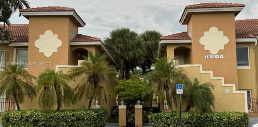 Touwnhouse à Pembroke Pines, Floride 2 chambres, 90.12 m2 № 1889800