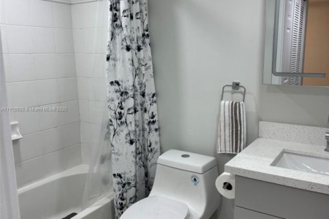 Touwnhouse à louer à Pembroke Pines, Floride: 2 chambres, 90.12 m2 № 1889800 - photo 22