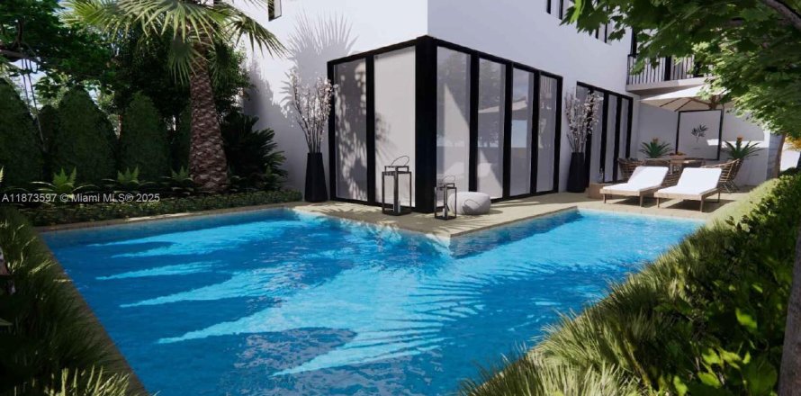 Commercial property in Miami, Florida № 2021605