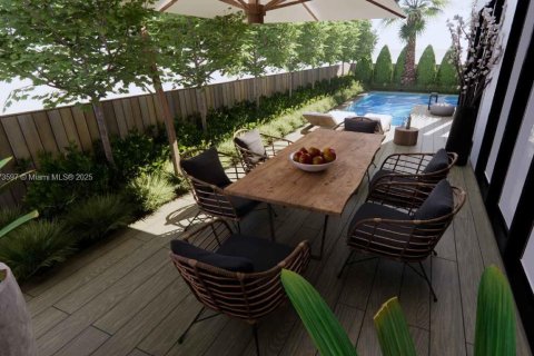 Commercial property in Miami, Florida № 2021605 - photo 3