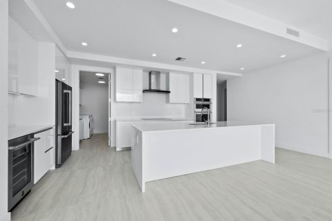 Copropriété à louer à Sarasota, Floride: 2 chambres, 173.63 m2 № 2145028 - photo 10