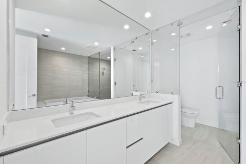 Copropriété à louer à Sarasota, Floride: 2 chambres, 173.63 m2 № 2145028 - photo 16
