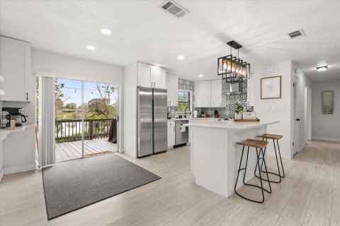 Casa en venta en Orlando, Florida, 3 dormitorios, 132.48 m2 № 2135117 - foto 8