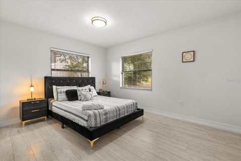 Casa en venta en Orlando, Florida, 3 dormitorios, 132.48 m2 № 2135117 - foto 11