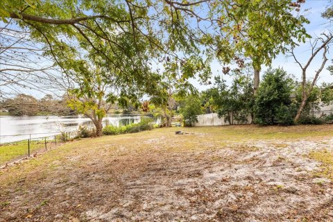 Casa en venta en Orlando, Florida, 3 dormitorios, 132.48 m2 № 2135117 - foto 24