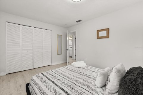 Casa en venta en Orlando, Florida, 3 dormitorios, 132.48 m2 № 2135117 - foto 12