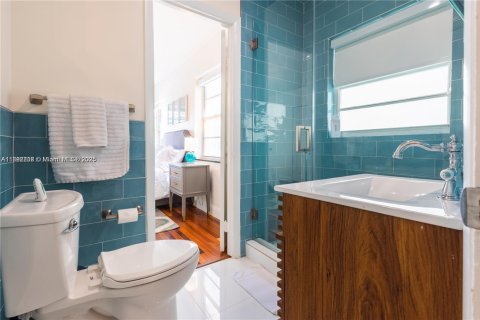 Apartment in Miami, Florida 2 bedrooms, 214.79 sq.m. № 1945211 - photo 8