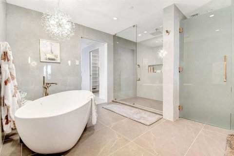 Condominio en venta en Pompano Beach, Florida, 2 dormitorios № 2158641 - foto 23