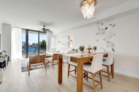 Condominio en venta en Pompano Beach, Florida, 2 dormitorios № 2158641 - foto 2