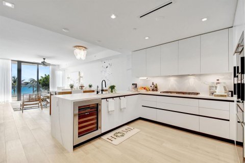 Condominio en venta en Pompano Beach, Florida, 2 dormitorios № 2158641 - foto 15